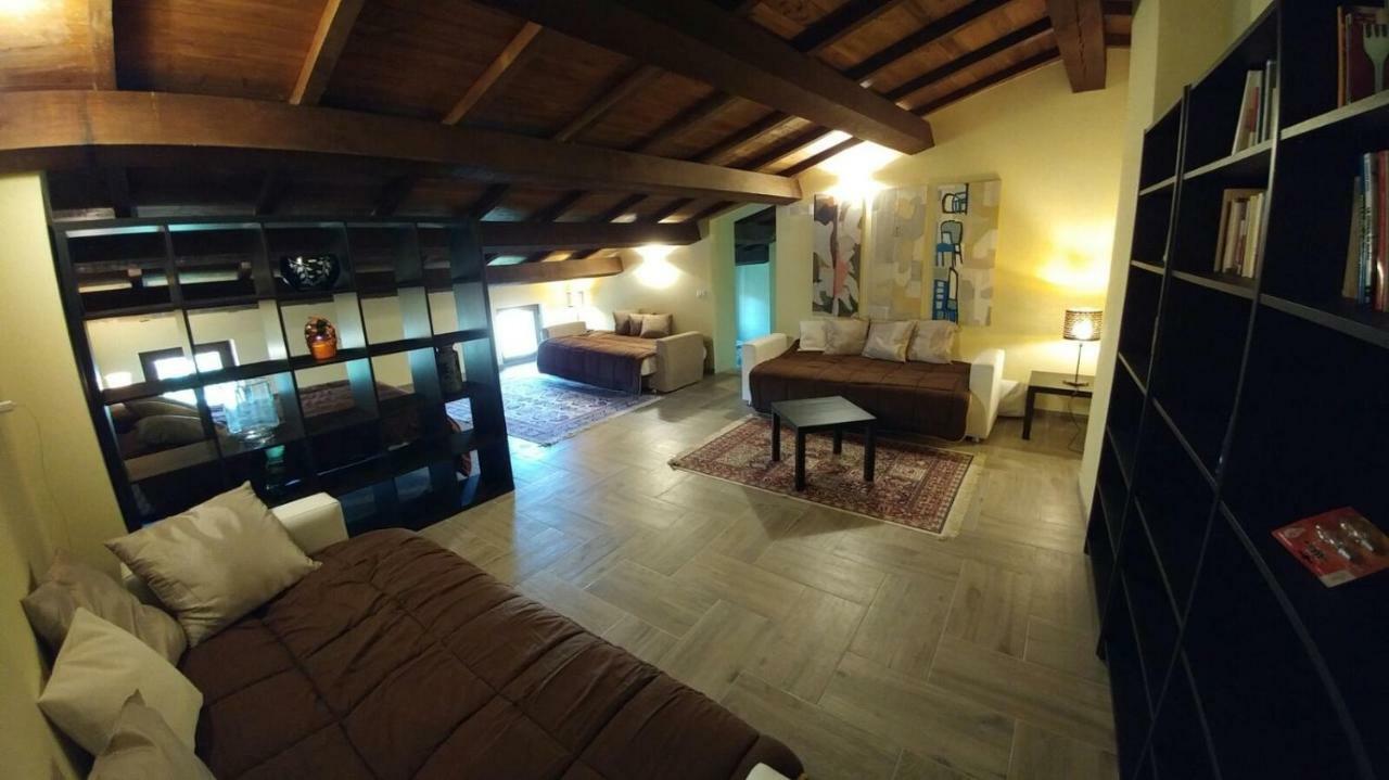 Casa Francesconi ξενώνας Pietra Rossa Εξωτερικό φωτογραφία